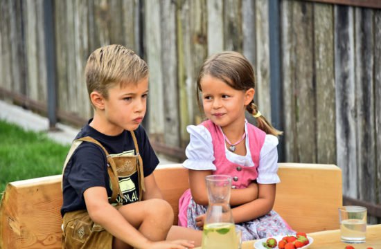 kinder-spielplatz-waldfrüchte-04